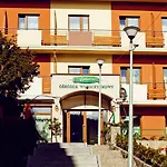 Osrodek Wypoczynkowy Amadeusz Semesteranläggning (resort)
